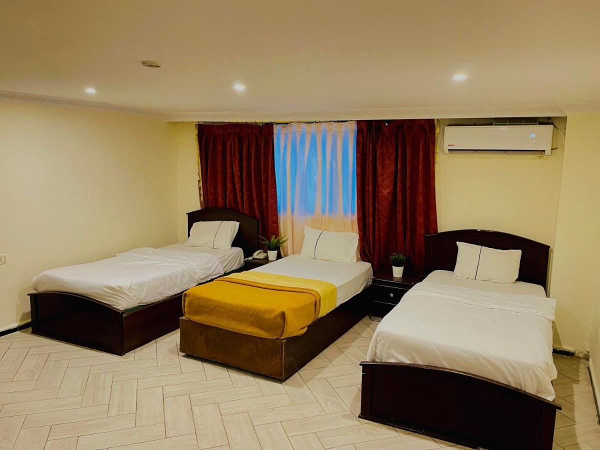 Al Joude Hotel Ирбид Экстерьер фото
